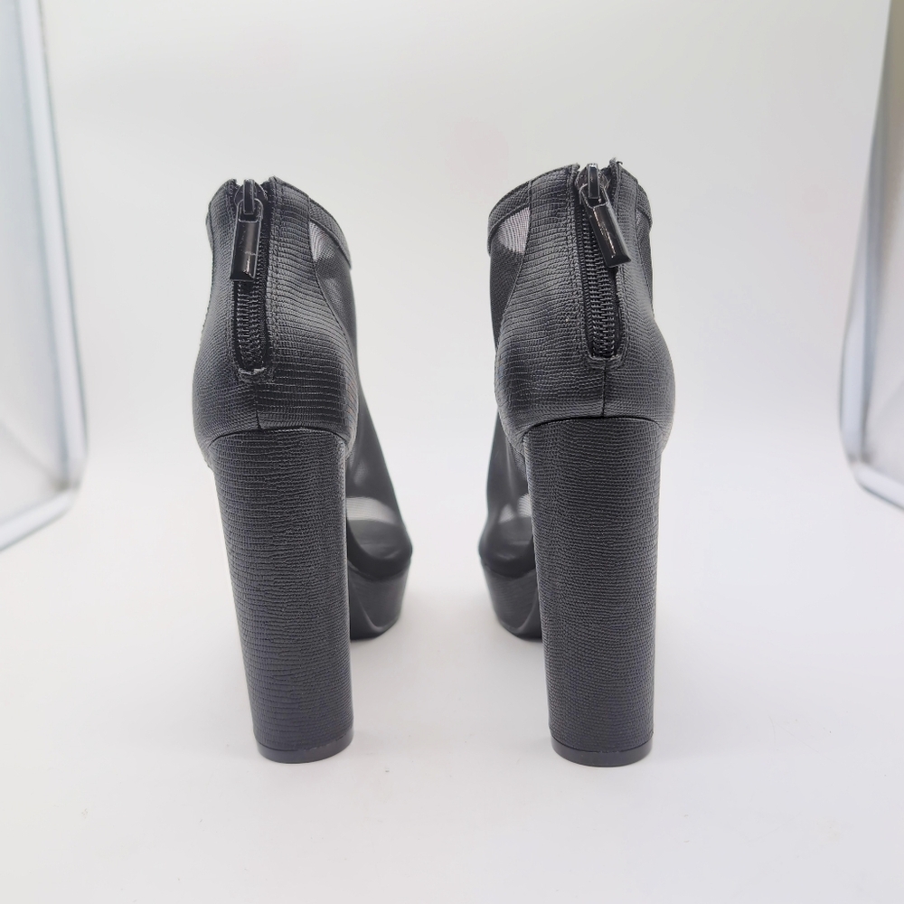 Jules Throwback Sz 6 Black Elegant High Heels with Peep-Toe Design By JF - Picture 5 of 9
